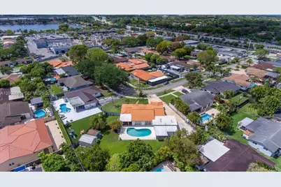 8197 W 14th Ct, Hialeah, FL 33014 - Photo 39