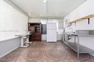 8197 W 14th Ct, Hialeah, FL 33014 - Photo 33