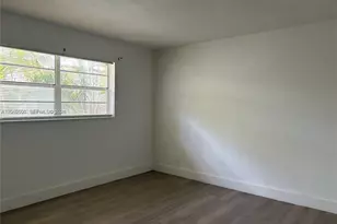 904 SW 10th St, Hallandale Beach, FL 33009 - Photo 7