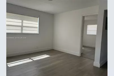 904 SW 10th St, Hallandale Beach, FL 33009 - Photo 3