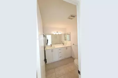 3247 NW 123rd Ave, Sunrise, FL 33323 - Photo 15