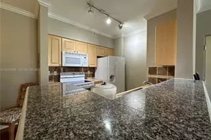 6841 SW 44th St, Miami, FL 33155 - Photo 9