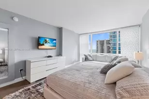 6801 Collins Ave, Miami Beach, FL 33141 - Photo 7