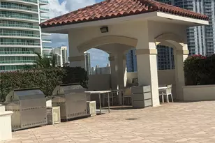 20000 E Country Club Dr, Aventura, FL 33180 - Photo 23