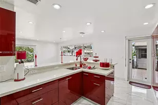 1900 SW 87th Ct, Miami, FL 33165 - Photo 13