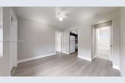 891 SW 5th St #4, Miami, FL 33130 - Photo 11
