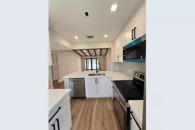 12104 SW 110th St Cir S, Miami, FL 33186 - Photo 11