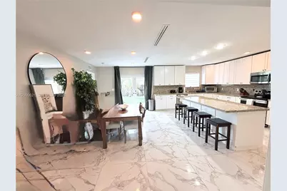 11020 SW 42nd Ter, Miami, FL 33165 - Photo 3