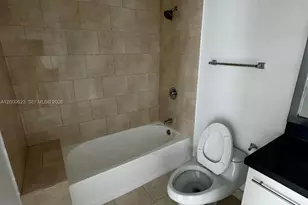 90 SW 3rd St, Miami, FL 33130 - Photo 13