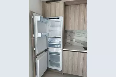 77 SE 5th Street #1812, Miami, FL 33131 - Photo 13