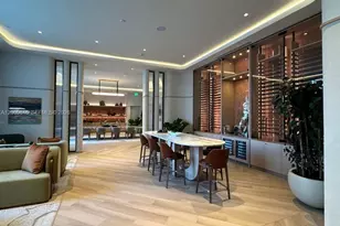 77 SE 5th St, Miami, FL 33131 - Photo 29