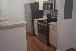 620 SW 111th Ave, Pembroke Pines, FL 33025 - Photo 5