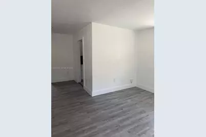 2550 NE 182nd St #2550, North Miami Beach, FL 33160 - Photo 3