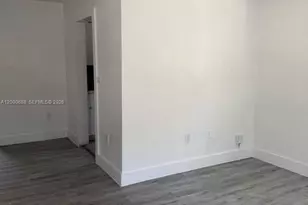 2550 NE 182nd St, North Miami Beach, FL 33160 - Photo 3