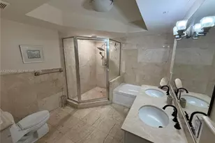 17555 Atlantic Blvd, Sunny Isles Beach, FL 33160 - Photo 13