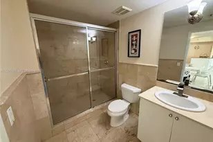 17555 Atlantic Blvd, Sunny Isles Beach, FL 33160 - Photo 15