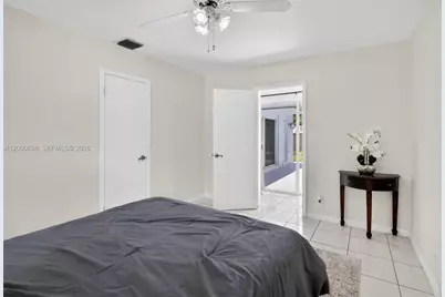 292 SW 52nd Ave, Plantation, FL 33317 - Photo 21