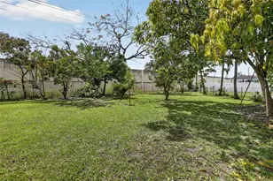 292 SW 52nd Ave, Plantation, FL 33317 - Photo 27