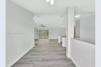 2022 NW 9th Terrace, Cape Coral, FL 33993 - Photo 7