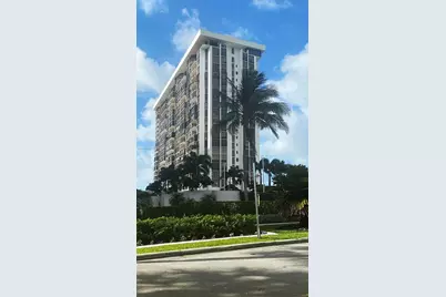1915 Brickell Ave #CC6, Miami, FL 33129 - Photo 13
