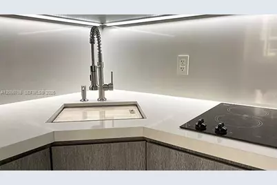 1915 Brickell Ave #CC6, Miami, FL 33129 - Photo 5