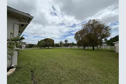 4810 SW 198th Ter, Southwest Ranches, FL 33332 - Photo 37