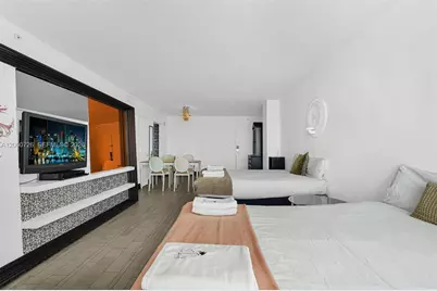 1100 West Ave #916, Miami Beach, FL 33139 - Photo 25