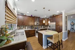 110 E Riverwalk Cir E, Plantation, FL 33325 - Photo 17