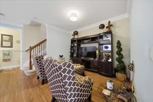 110 E Riverwalk Cir E, Plantation, FL 33325 - Photo 7