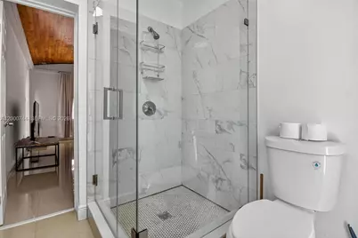 1680 NW 22nd Ct, Miami, FL 33125 - Photo 25