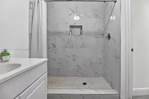 1680 NW 22nd Ct, Miami, FL 33125 - Photo 55