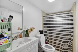 1680 NW 22nd Ct, Miami, FL 33125 - Photo 13