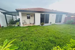 8135 NW 198th Terrace, Hialeah, FL 33015 - Photo 21