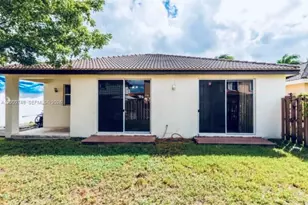 8135 NW 198th Terrace, Hialeah, FL 33015 - Photo 17