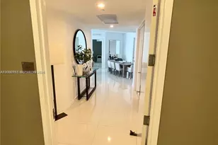 15811 Collins Ave, Sunny Isles Beach, FL 33160 - Photo 3