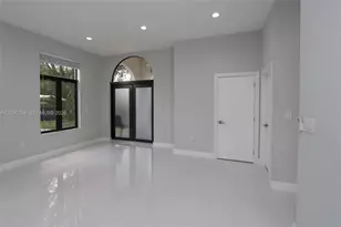 5126 SW 57th Ave, Miami, FL 33155 - Photo 11