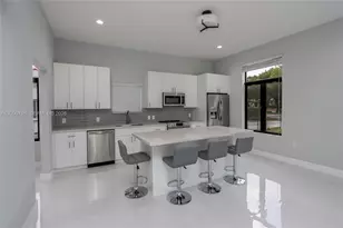5126 SW 57th Ave, Miami, FL 33155 - Photo 5