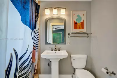 417 NE 29th St, Wilton Manors, FL 33334 - Photo 29