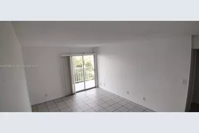 4550 NW 9th St #706E, Miami, FL 33126 - Photo 5
