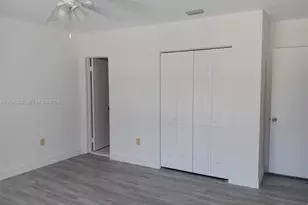 19174 Bob-O-Link Dr, Hialeah, FL 33015 - Photo 7