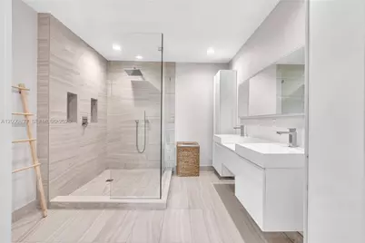3029 NE 188th St #721, Aventura, FL 33180 - Photo 7