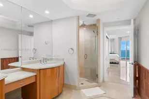 17875 Collins Ave, Sunny Isles Beach, FL 33160 - Photo 25