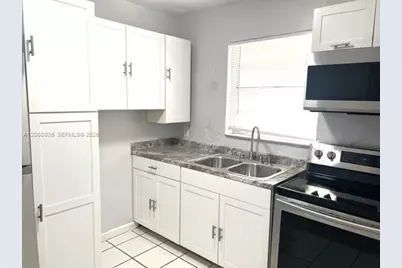 504 N 57th Ave #North, Hollywood, FL 33021 - Photo 3