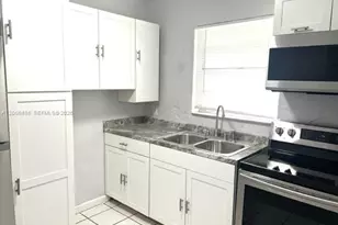 504 N 57th Ave, Hollywood, FL 33021 - Photo 3