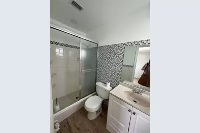 2415 Lincoln St #307, Hollywood, FL 33020 - Photo 5