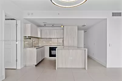 3131 NE 7th Ave #3306, Miami, FL 33137 - Photo 9