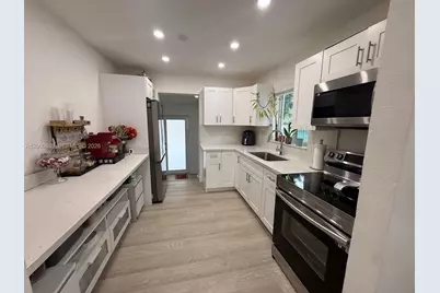 6404 Meade St, Hollywood, FL 33024 - Photo 9