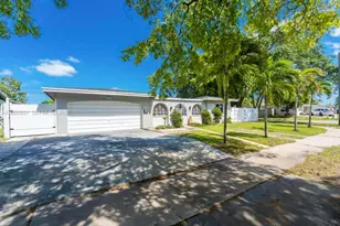 1301 N 74th Terrace, Hollywood, FL 33024 - Photo 41