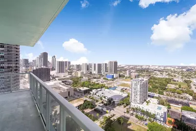 1900 N Bayshore Dr #3311, Miami, FL 33132 - Photo 9