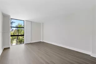 20335 W Country Club Dr, Aventura, FL 33180 - Photo 25
